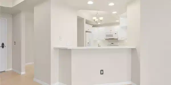Image 3: Kitchen