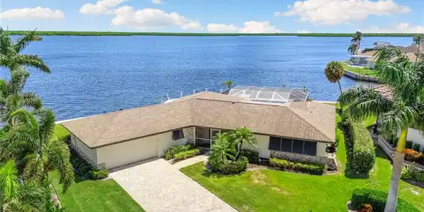 449 Pepperwood CT