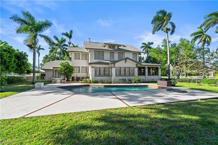 3235 Avocado DR