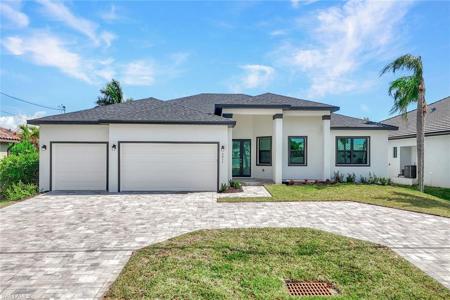 5011 Pelican BLVD