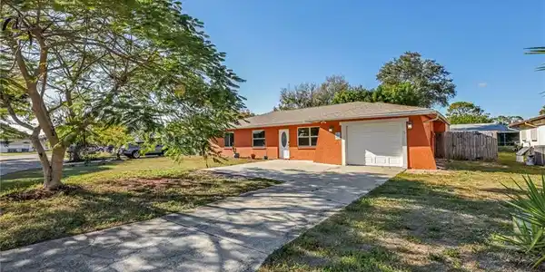 1391 Sourwood CT