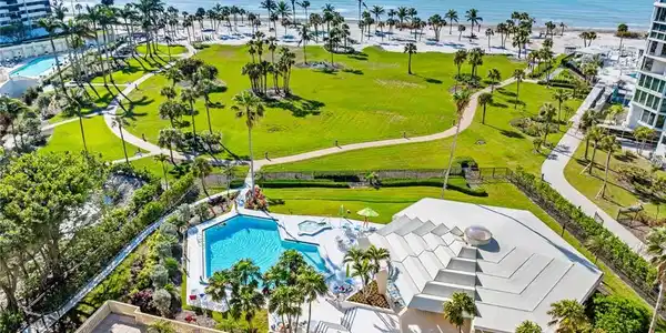 4031 Gulf Shore BLVD N