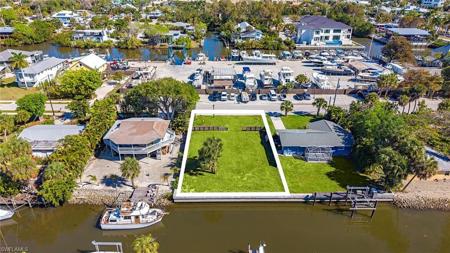 2754 Bayview DR