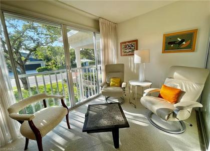 1900 Alamanda DR