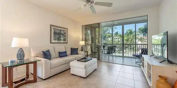 7702 Pebble Creek CIR