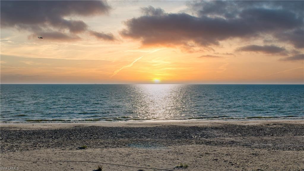 Image 2: View from 20' Elevation