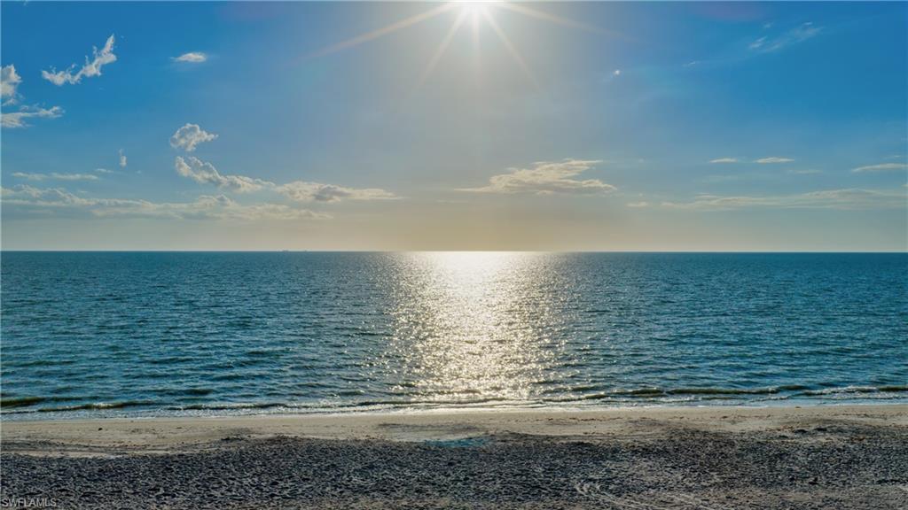 Image 4: View from 30' Elevation