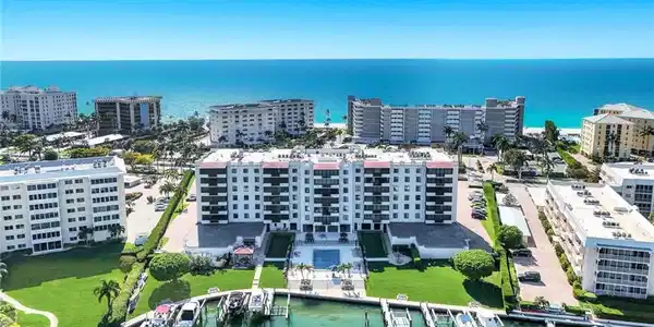 3430 Gulf Shore BLVD N