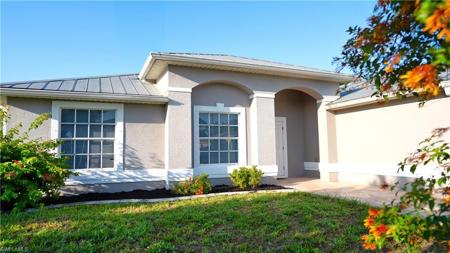 930 SW 37th TER