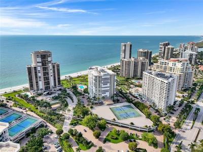 4401 Gulf Shore BLVD N