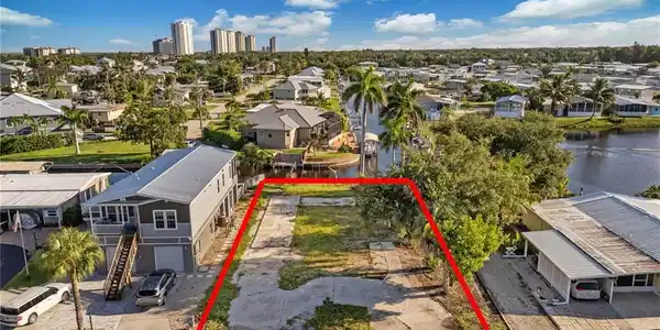4797 Tahiti DR