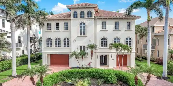 175 Topanga DR