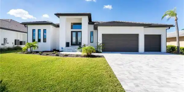 758 Monaco DR