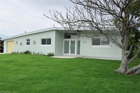 21484 Edgewater DR