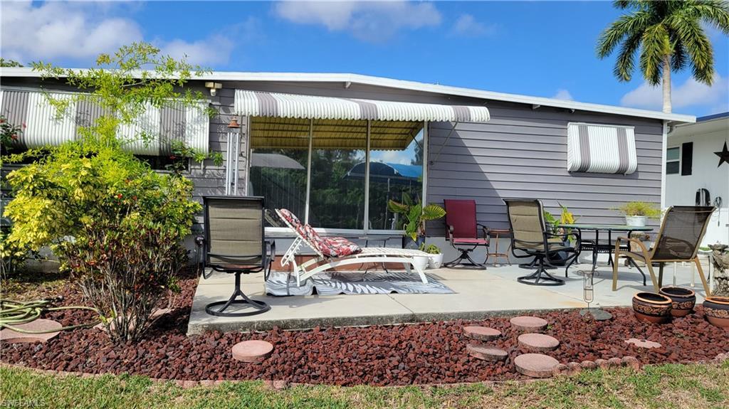 Image 4: Showing nice patio