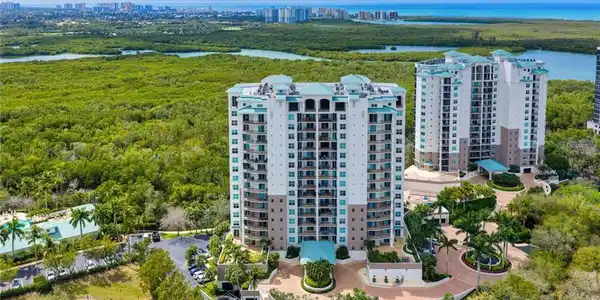 455 Cove Tower DR