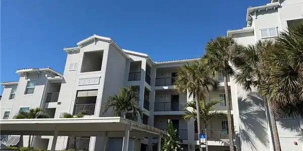 14081 Heritage Landing BLVD