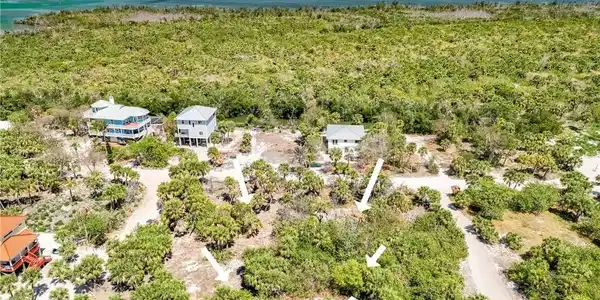 4430 Conch Shell DR