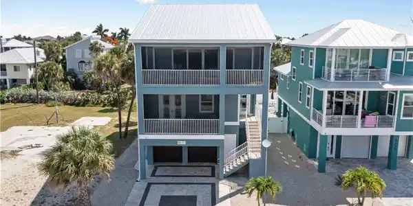 5335 Estero BLVD