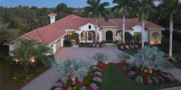 24000 Tuscany CT
