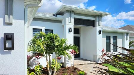 1803 NW 38th PL