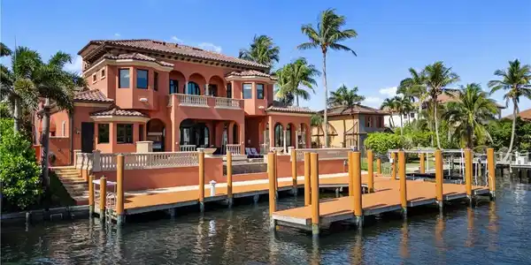 841 Cypress Lake CIR