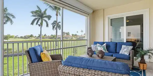 11110 Harbour Yacht CT