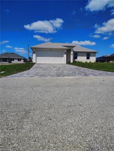 302 NW 25th AVE