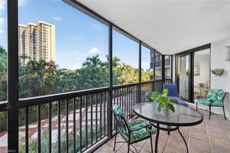 6075 Pelican Bay BLVD
