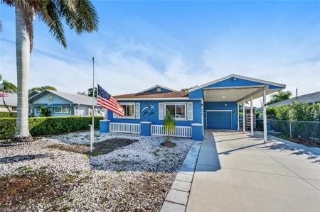 642 95th AVE N