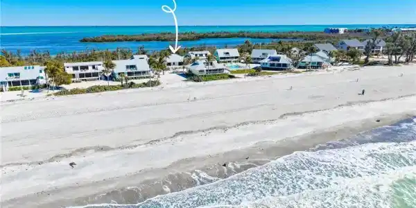 25 Beach Homes