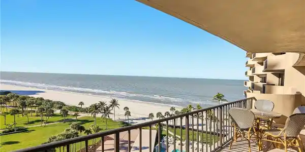 4001 Gulf Shore BLVD N