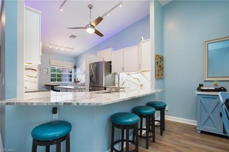 524 Lake Louise CIR