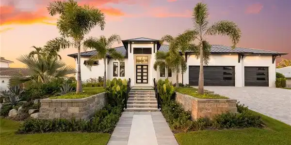 111 Montrose DR