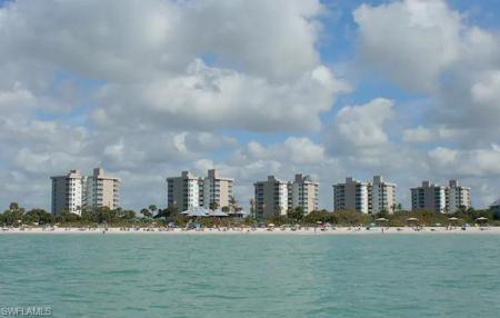 5700 Bonita Beach