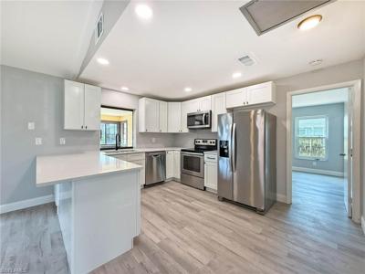 1203 SE 22nd AVE