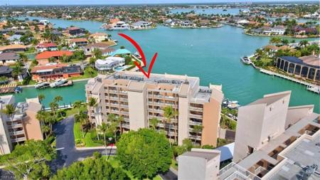 897 Collier CT