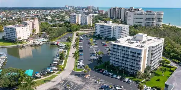 3 Bluebill AVE