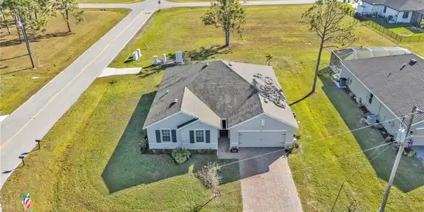16031 Alcira CIR