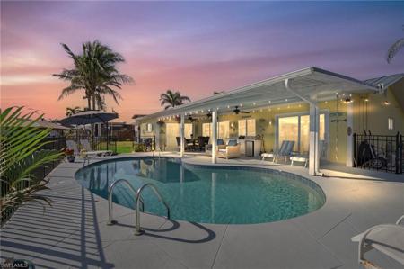 3607 Rita LN