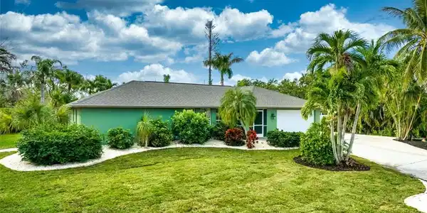 1380 Albatross RD