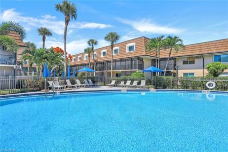 87 N Collier BLVD