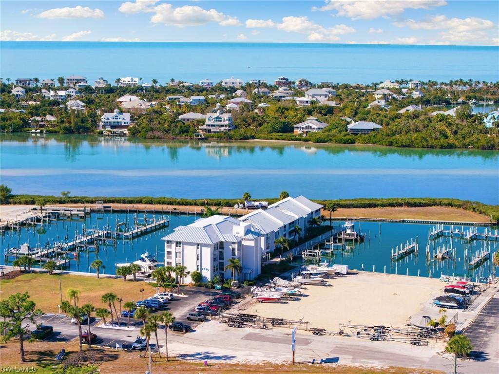 Image 2: Condo Living in Loggerhead Palm Harbour Marina with fishing, boating and beach steps outside your door