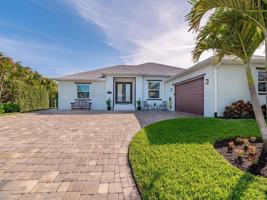 131 S Bahama