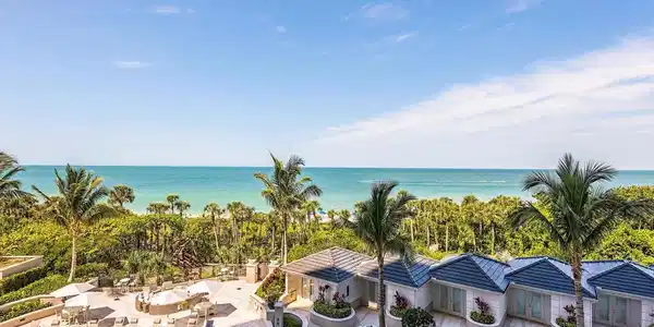 8665 Bay Colony