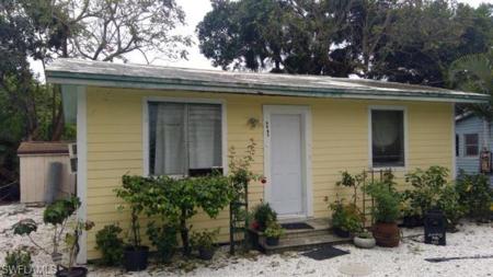4461 Walter ST