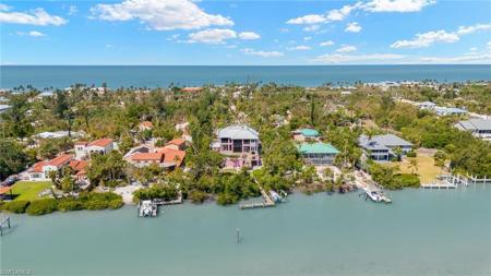 16585 Captiva DR