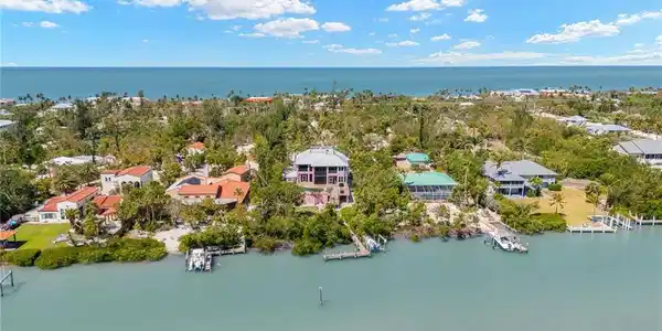 16585 Captiva DR