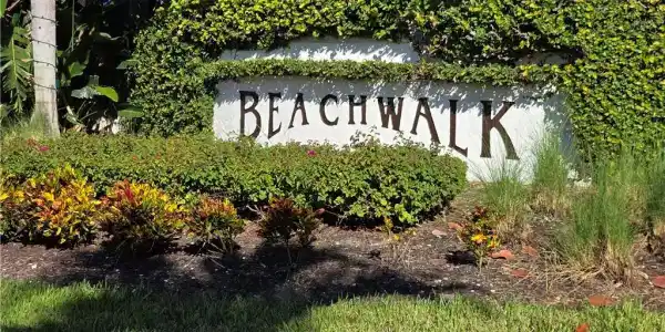 613 Beachwalk CIR