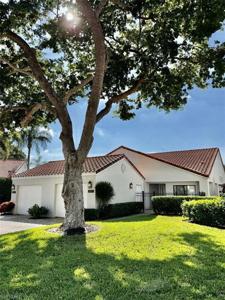 547 Beachwalk CIR